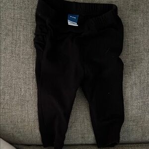 Ruffle Black Baby Leggings